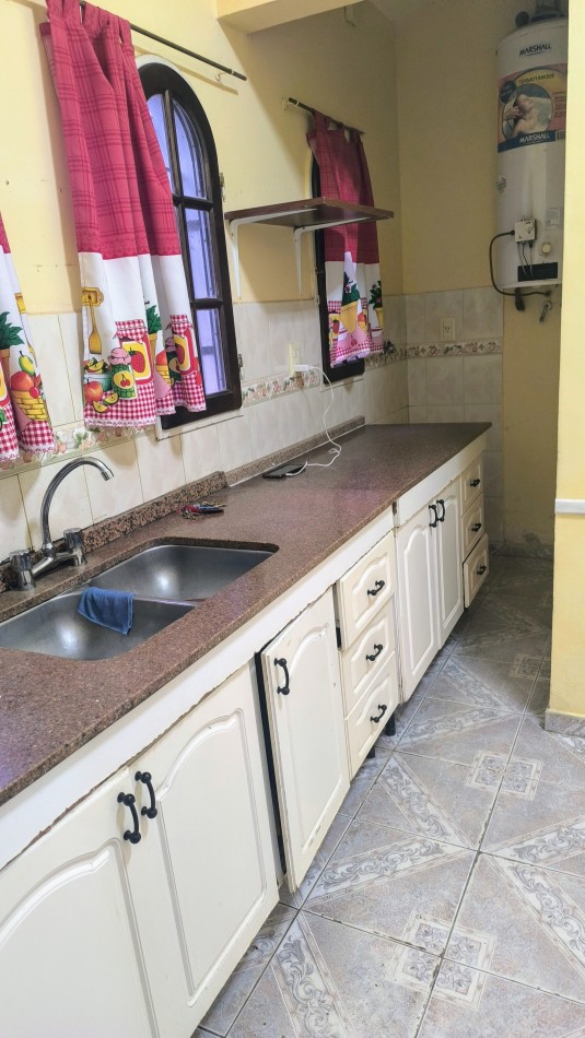 REBAJADA  casa   de 3 dorm. en Villa Carlos Paz 