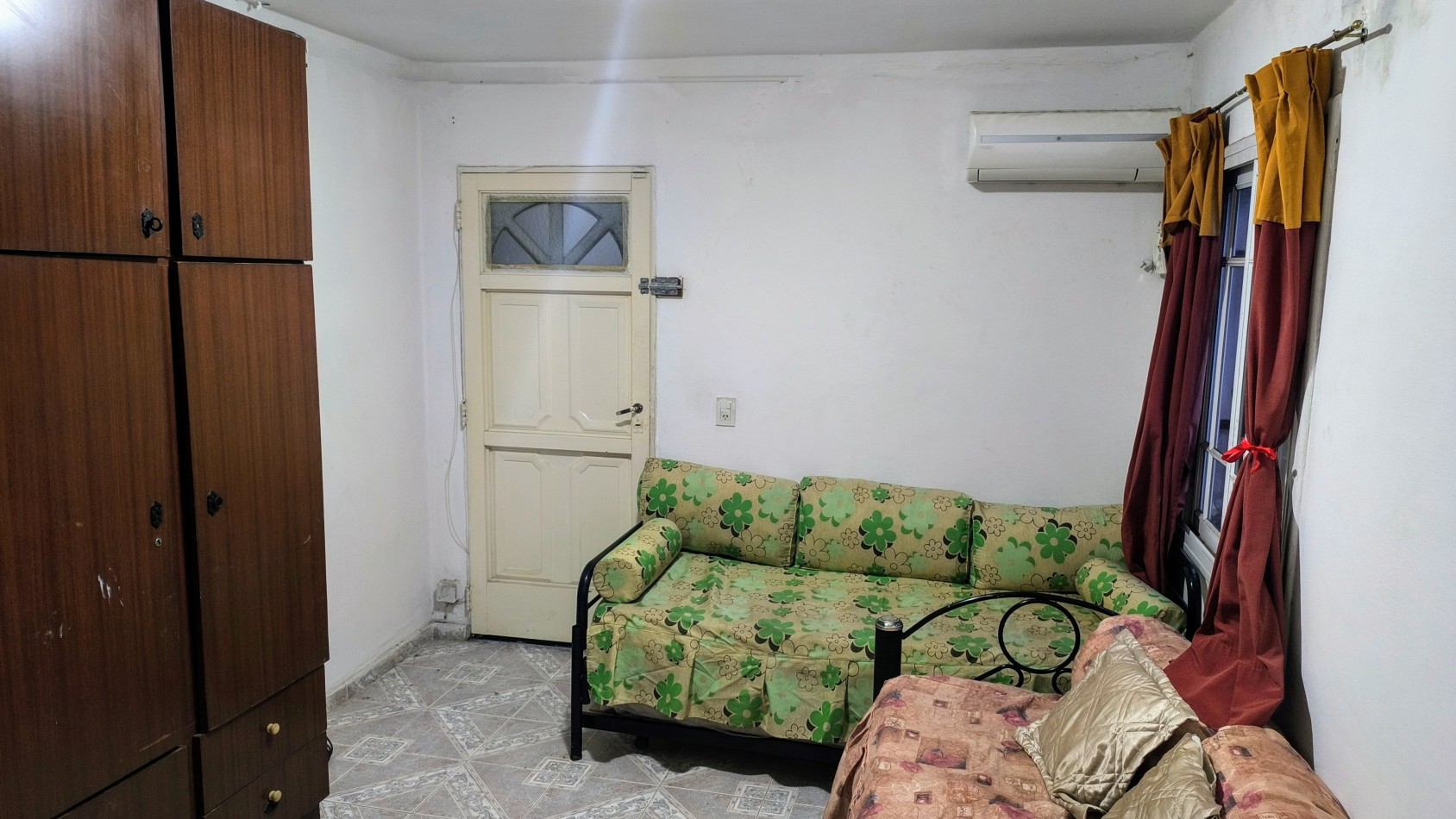 REBAJADA  casa   de 3 dorm. en Villa Carlos Paz 