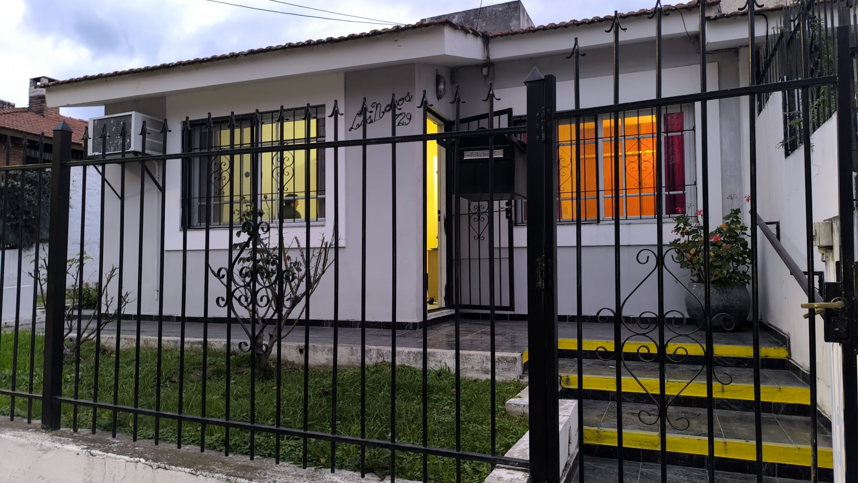 REBAJADA  casa   de 3 dorm. en Villa Carlos Paz 