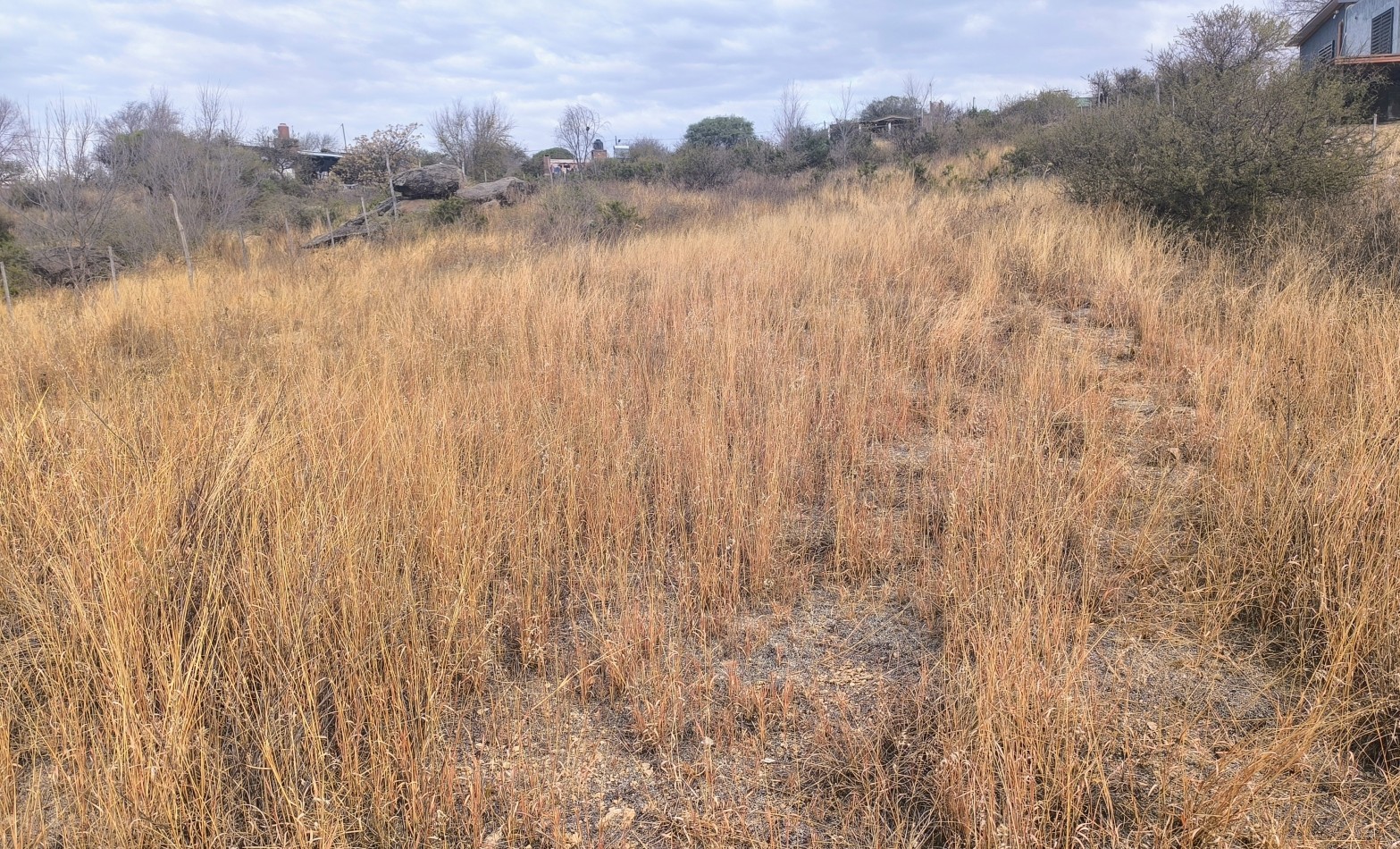 Oportunidad unica en las sierras de Siquiman!lote 1630 m2