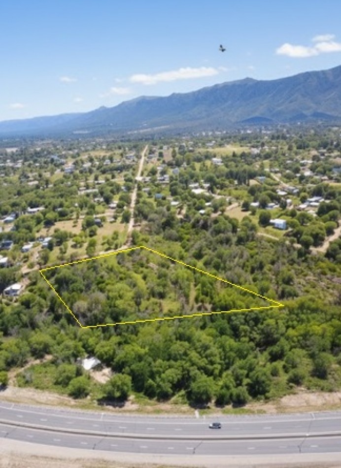 Lote estrategico de 8.194mts² al costado de la nueva autovia.Bialet masse
