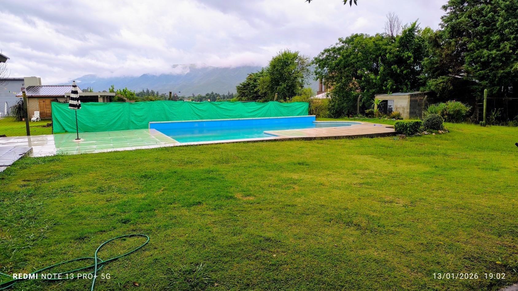 CASA DE CATEGORIA EN VENTA CON PILETA - B° MIRADOR DEL LAGO | BIALET MASSE