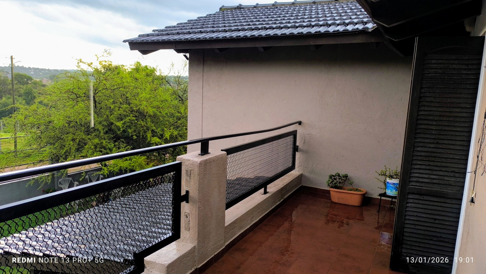 CASA DE CATEGORIA EN VENTA CON PILETA - B° MIRADOR DEL LAGO | BIALET MASSE