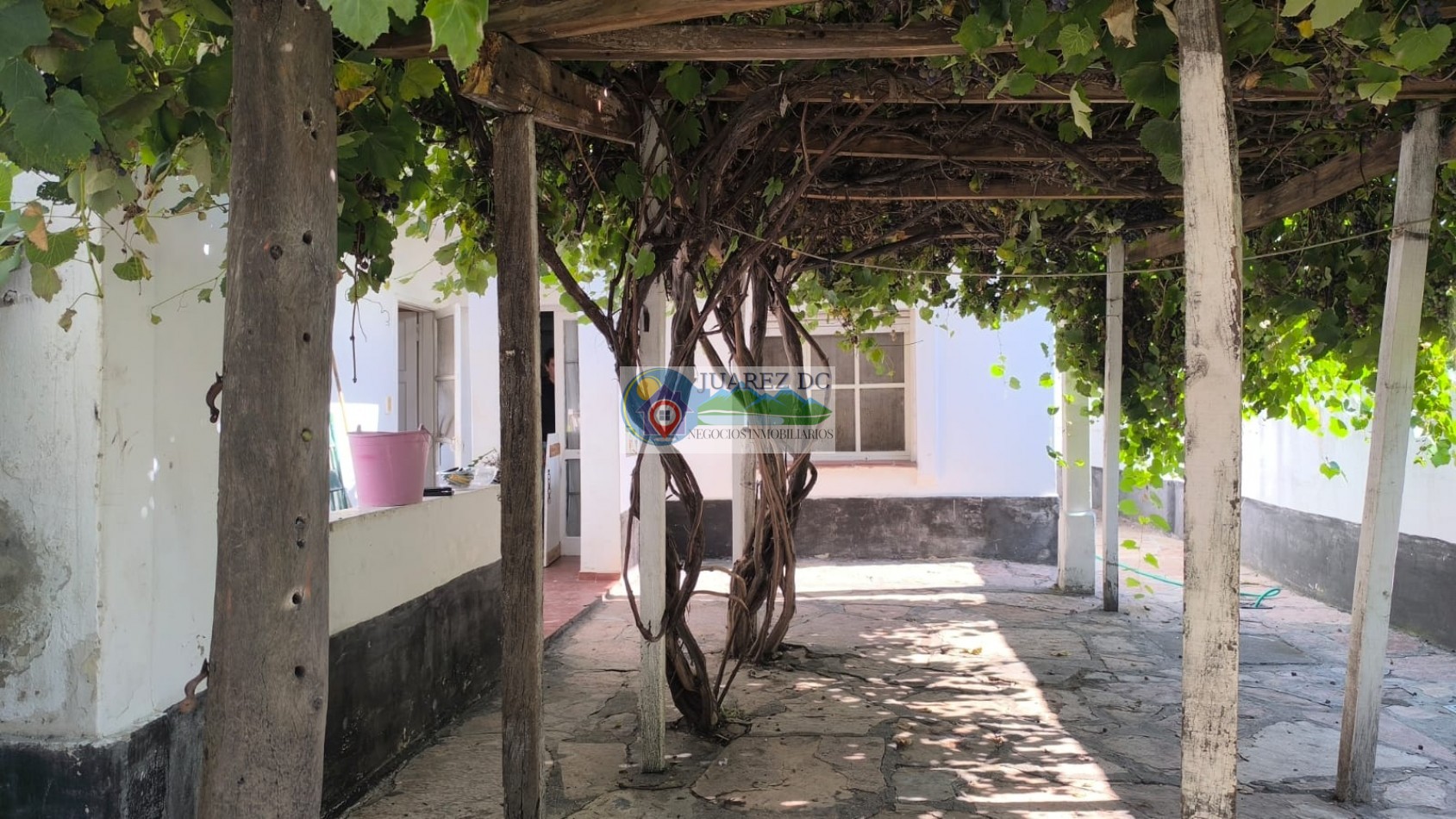 Oportunidad-Financiacion- en Villa Carlos Paz - Casa + Depto, ideal vivienda + renta 