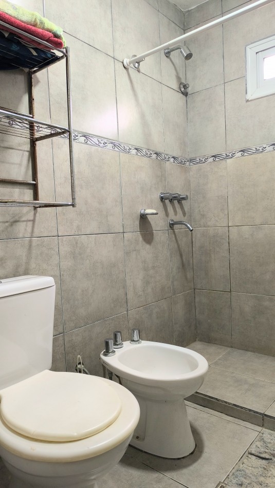 VENTA - COMPLEJO DE 3 CABAÑAS EN VILLA PARQUE SIQUIMAN