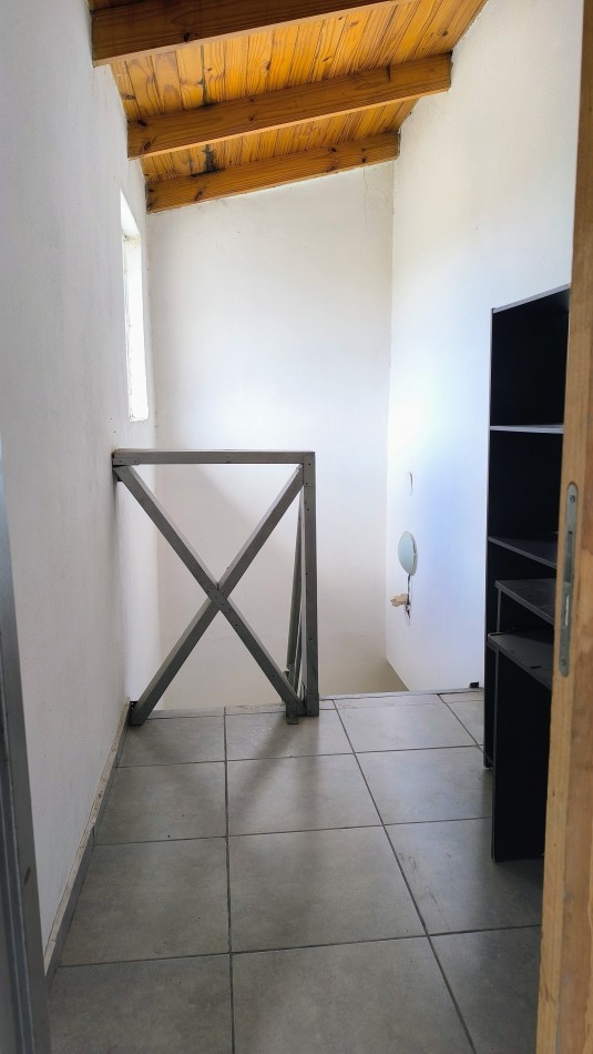 VENTA - COMPLEJO DE 3 CABAÑAS EN VILLA PARQUE SIQUIMAN